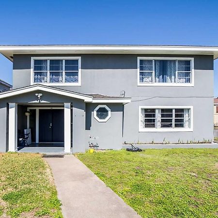 Spacious And Modern Family Duplex In Galveston! Esterno foto